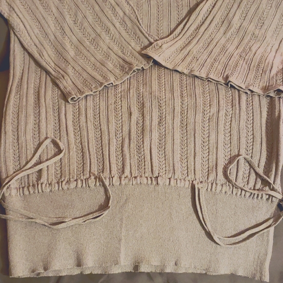 GRACE DANE LEWIS Light women's sweater - Picture 3 of 3